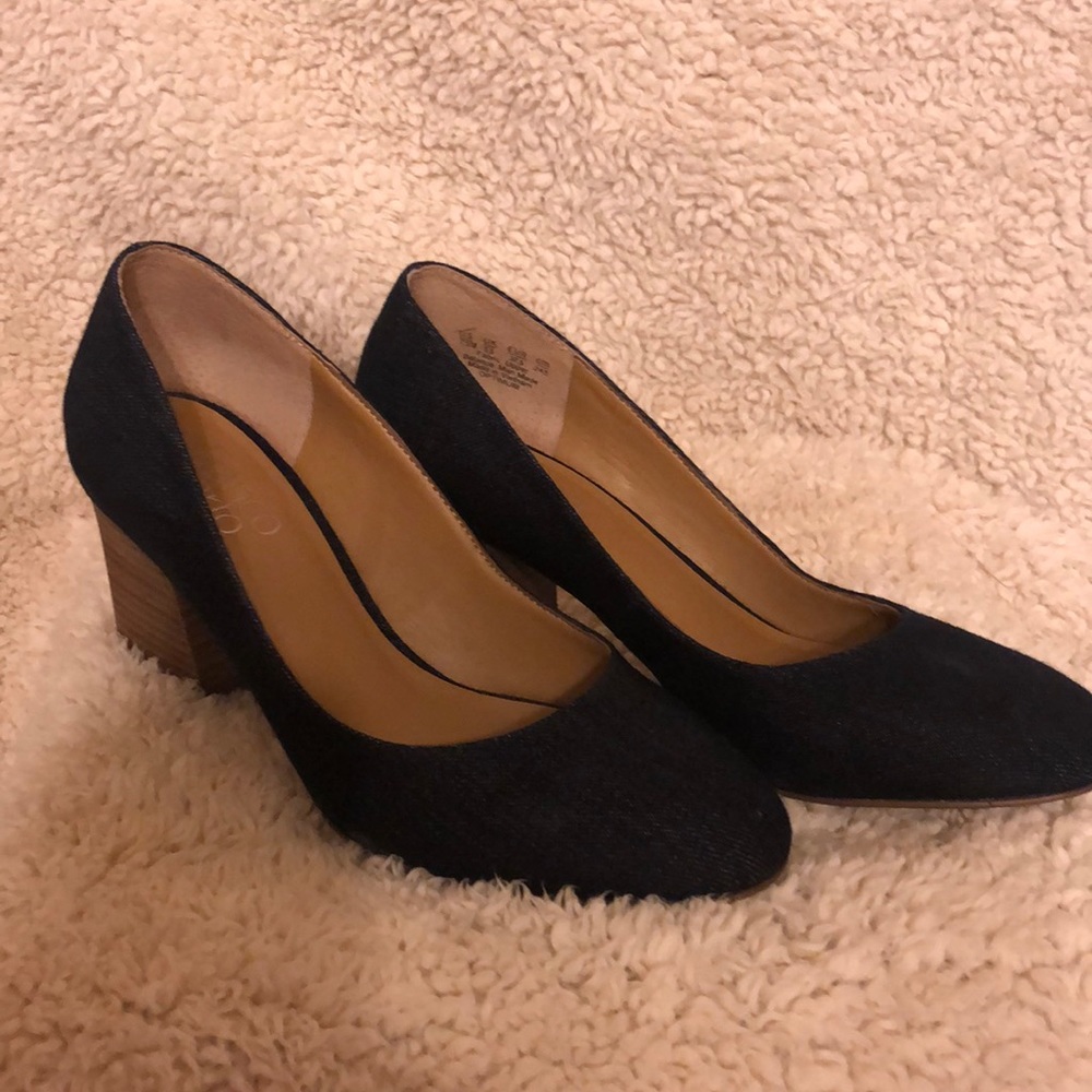 Navy Blue Heels